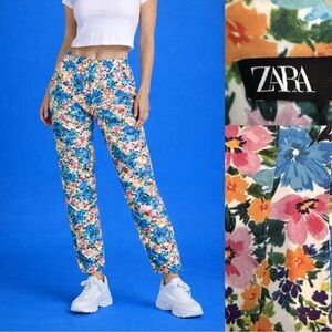 Zara retro taper fit floral pants- slacks. M